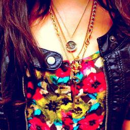 Umetnost1's profile picture. Zelis tvit u slici? Naruci po promo ceni samo 399,99. :)