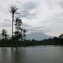 sukses, sejahtera, bahagia ...hahaha...