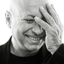 Conseil en communication, filmeur, photographe,...