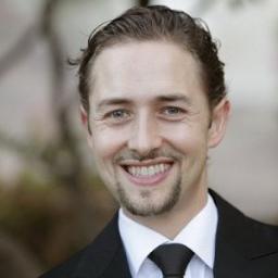 CEO of @EXO_U, changing the way we work and learn; Entrepreneur; Quebec native