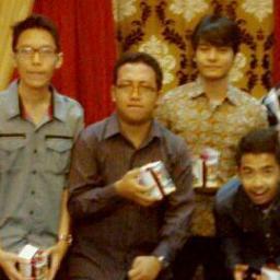 Pohon 2X9ZQJJN