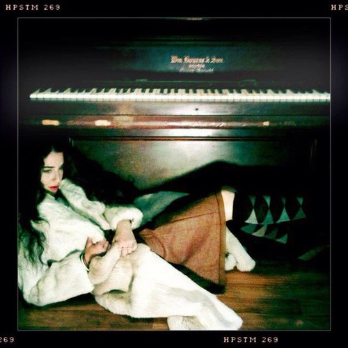 Lone_as_Style's profile picture. Jeanann Dara is a Brooklyn based violist & is in action to curate & document the presentation of multimedia art and performance. Jeananndara@gmail.com