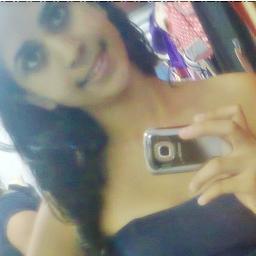 Enquanto   VooC   sonha   Eu Realizo  O  tipo  certo  de  garota  errada'

    Complicada&Perfeitinha!