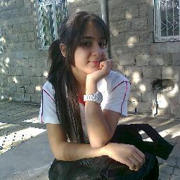 EfeYapos's profile picture. 