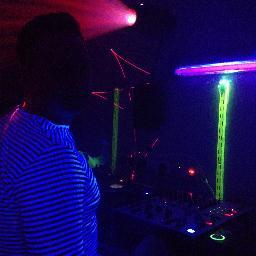 Albert_HeadRed's profile picture. Housemania- HeadRed hard hitting non stopping beat bopping crazy rocking