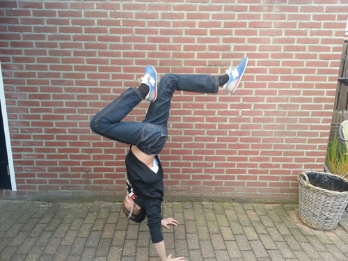 breakdance/ chille