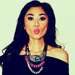 Supporting Jessica Sanchez in anyway possible :) Follow her @JSanchezAI11 #TeamJay #BluJays ♥ Jessica followed 3.07.12.

http://t.co/mtzVAMUkPE