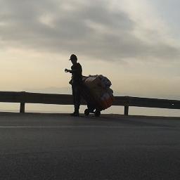 Periodista - Journalist - amante de su profesión y de pasar/compartir buenos ratos ... siestas incluídas