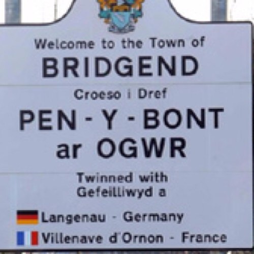 this is for any one who lives in bridgend to say what ever they want about the town