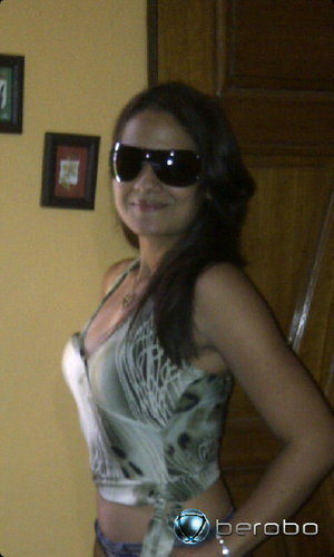 Caraqueña, Lic. en Administración,  NO DM
