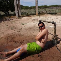 felipecobain13's profile picture. 