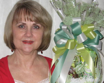 bestbasketlady's profile picture. Gift basket designer, Avon rep, wife, mom, grandmother,into organic church, Atkins dieter, Christian, conservative politically, love to follow politics