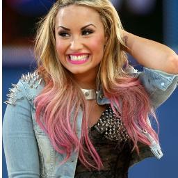 vivo pela @ddlovato