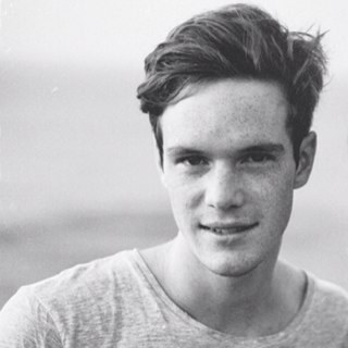 swesebbe's profile picture. Photographer. Musician. Loves Jesus. Loves adventures. Wanna live for something higher than myself