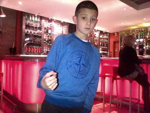 Follow Me I Follow Back 
 Young Artist
 Check My Champion Remix - http://t.co/VcWfn74v28
 #TeamRascals #TeamPlayDirty #TeamTastic