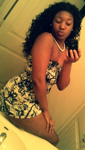 [×] In Da Box Cause Aine NOBODY Checkin Me []     Follow Me On Instagram :) #TasteeMyRainbow_