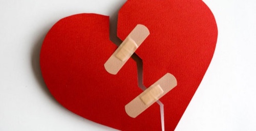 Heb jij problemen of vragen over je relatie? 
Mail/DM ons, of kijk op 1 van onze sites!
http://t.co/9w91Wl9klw 
Facebook: http://t.co/E0DcTQpx0c