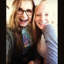 eliza phillips  - @fakelizabean - Twitter