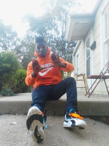 Livedd The Hardd Lifee ndd Noww I madee it Through the Struggle.TurnUhpp Startedd from the bottom Now myy Whole Team Here...LilSavage/LilTooClean