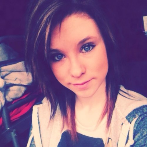 Yes. I have two accounts! because i made this one years ago.. Follow my other account @Amy_Jade_x ill follow you back!