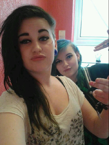 Slippychalk's profile picture. There's nothing to say about myself. I'm a boring fuck. Shitsan