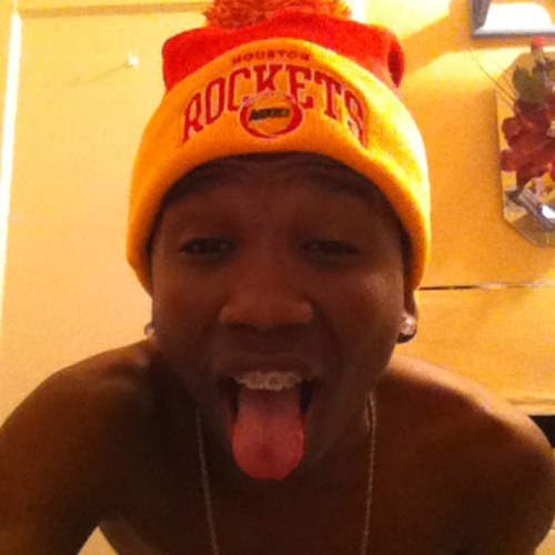 NO NEED FOR A BIO IF YOUU DFWM NOW THENN IONN NEED NO EXTRAS
