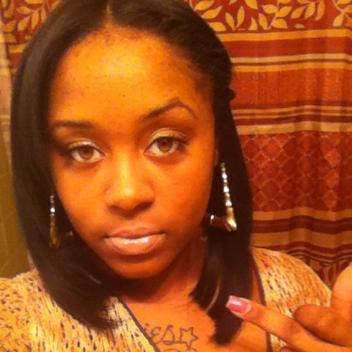 Live. Laugh. &Burn one⛽ Ion care who follow me!!! #teamiphone college kid @ http://t.co/wJ7m0tYP