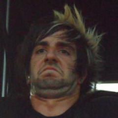 pop punk bands |


i no care i lov it