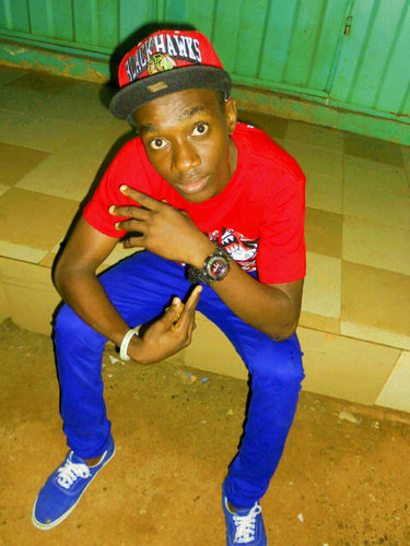 Keep adding me on skype chingy lorrenzo.pin 21AC3319.