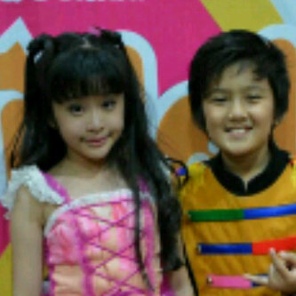 Ini fasbase @Angel_Karundeng @AngelKarundeng_ dan @difaryansyah follow me yah :))