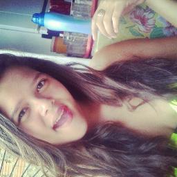 # Vou levando ah, minha vida com minhas proprias atitudes isso que é legal ;* Dona desse ¹twitter : @anesanttos2