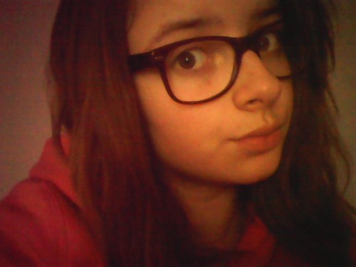 mam na imie amelia / ksywka ami $ . kocham tanczyc i spiewac , mam 12 lat:]]