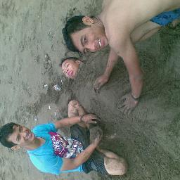 gegechardana's profile picture. org ny biasa aj hk dha yg istmwa,humoris,pnyayang n  baik hati...