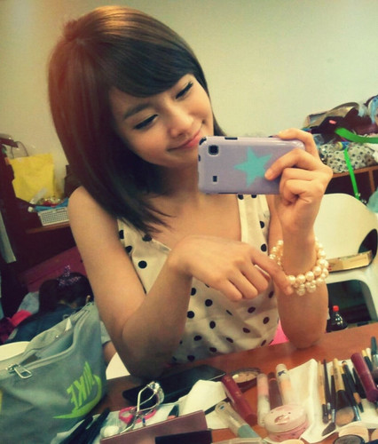 If someday I have something to do with kpop, I will be the too much happy back dancer. :D