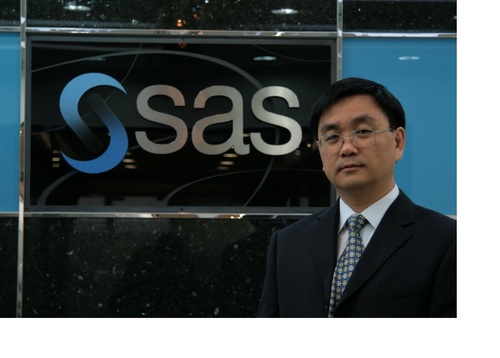 General manager in one of the SAS R&D branch offices, teaching Statistics and SAS programming in Beijing University and Tsinghua University; love math.