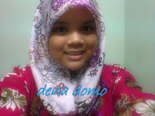 hye, my name is Nur Faradena. I'm 15 years old and SMK Seksyen 24 (1) hehehe..... =) U follow me?? I follow U back ;) ok....