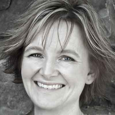 dragonlady76's profile picture. Mom to 3, married 12 yrs, getting my real estate license.