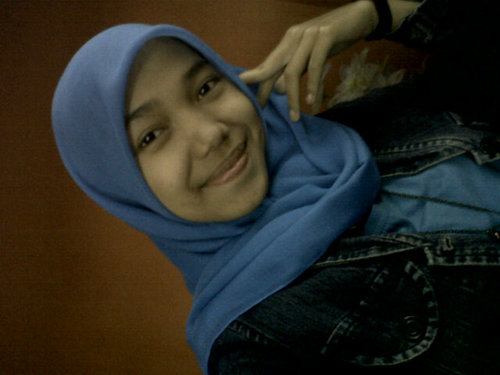 lisnaratnasari's profile picture. aLLoh aLways in my heart