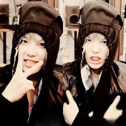 แอครอง @ZIZIAIM ไว้หลบลิมิตแล้วก็ฟอลกลับน้า ถ้าจะฟอลไปฟอลแอคหลักหล่ะกันเน้อออ ^^