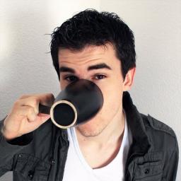 #HighTech / #Geek / #Multimédia / #Communication / #eSport 
Manager Comm' numérique & Auto-Entrepreneur