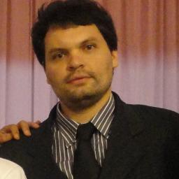 El físico atrae, pero el Ingeniero enamora.