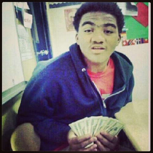 Tha Nigga With Tha Nappy Fro! Follow Me!