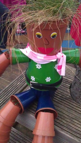 EatTheSchool's profile picture. Local Food funded project from Groundwork MSSTT creating vegetable gardens in primary schools, growing with pupils, training teachers and cooking what we grow.