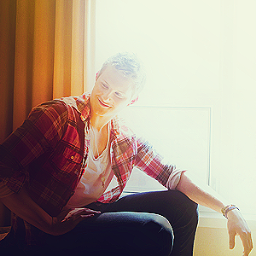 Please follow @ThatIrishBoy97 :)