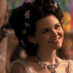 SnoWhite_ouat's profile picture. Blancanieves, madre de Emma. No me gustan las manzanas ;) @ReginaEvilMills es mi #MamáOsa :3