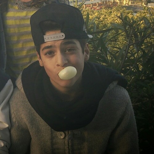 ola sou o andre xD follow me;)
