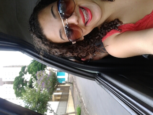 acredite é hora de vencer, essa força vem de dentro de você, você pode até tocar o céu se crer ♪ '