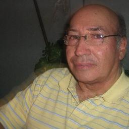 Soy porteño ,Wanderino ,asiduo de peliculas y series
De tercera edad pero con espiritu joven
Artesano en plata ,collares , pulseras etc Patriota