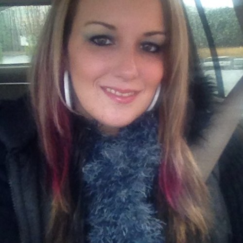 AmyPBeby's profile picture. •••Far From The Usual•••  #TeamGemini   #TeamTaken   #TeamNuggets #TeamTarHeels #TeamThickChick #TeamIPhone #TeamLawson