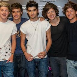 Karolin09909779's profile picture. Interesuje się sportem i muzyką. Muzyki słucham różnej ale najbardziej lubię piosenki one direction. W sercu jestem Madristką i Directionerką.